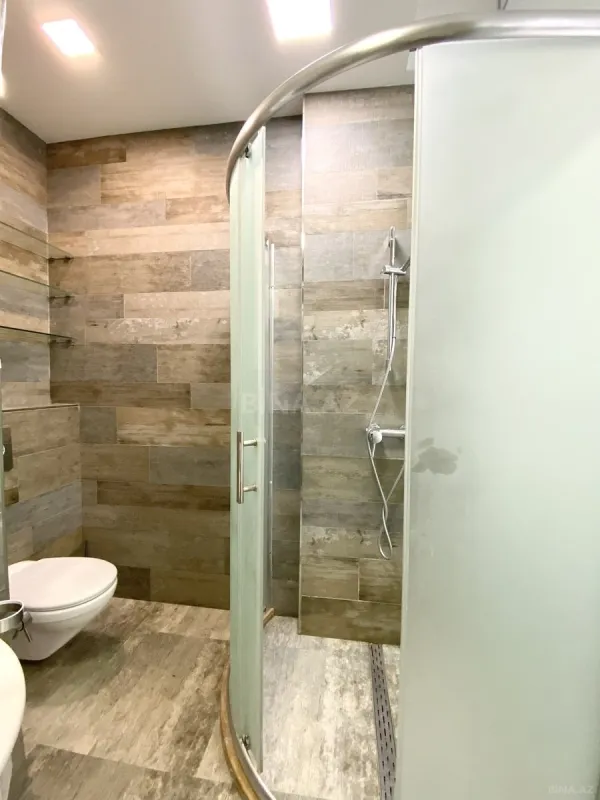 Kirayə verilir 3 otaqlı mənzil 120 m²