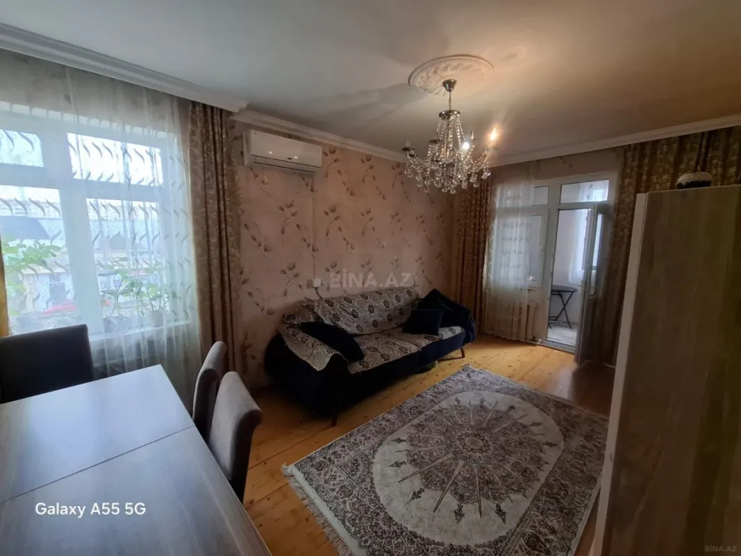 Satılır 2 otaqlı mənzil 58 m²