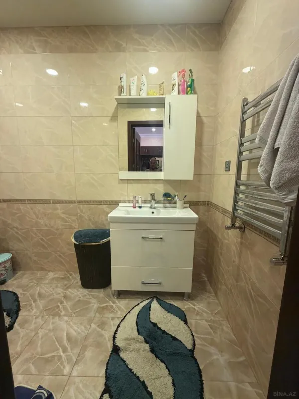 Satılır 2 otaqlı mənzil 60 m²