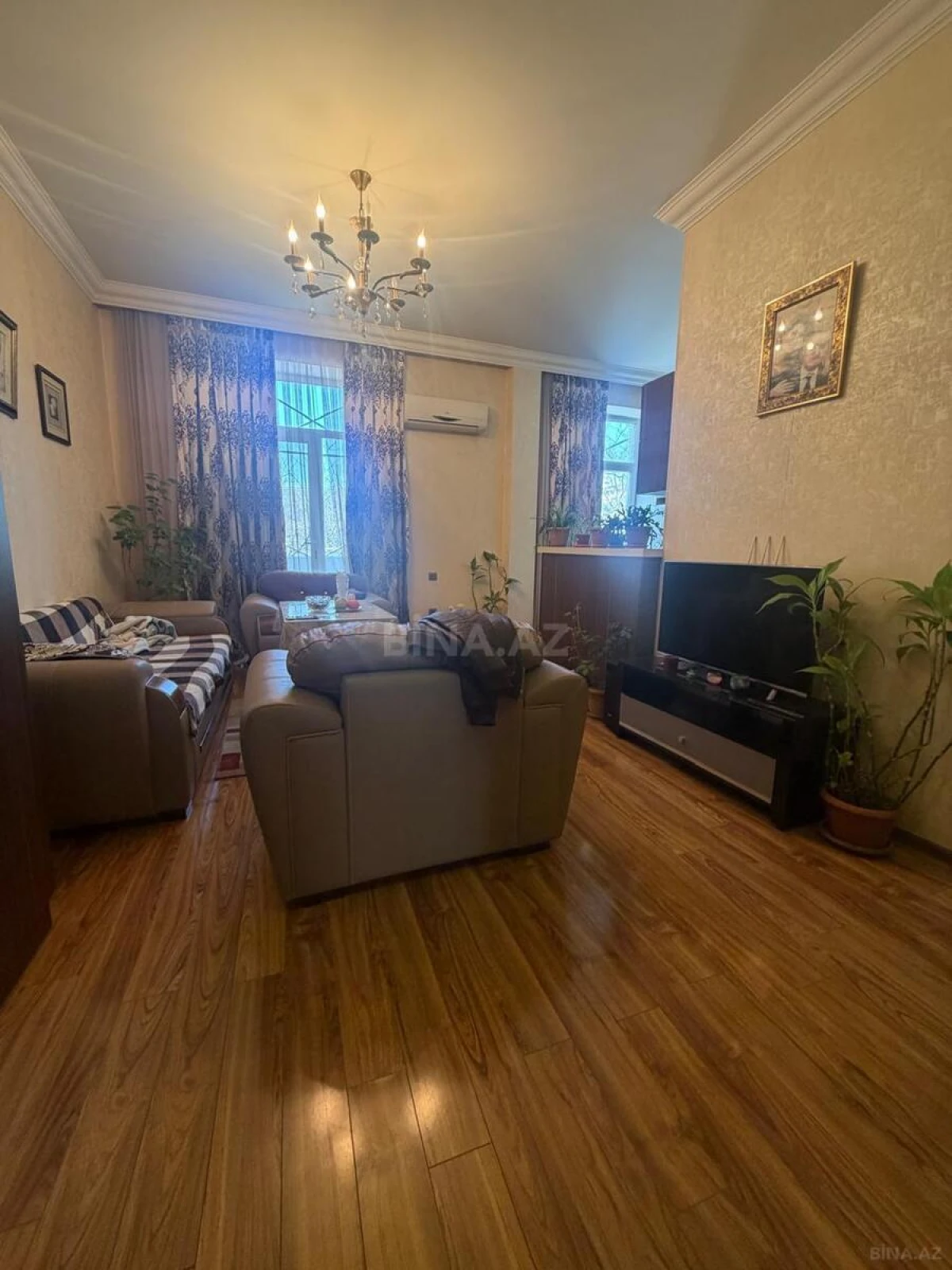 Satılır 2 otaqlı mənzil 60 m²