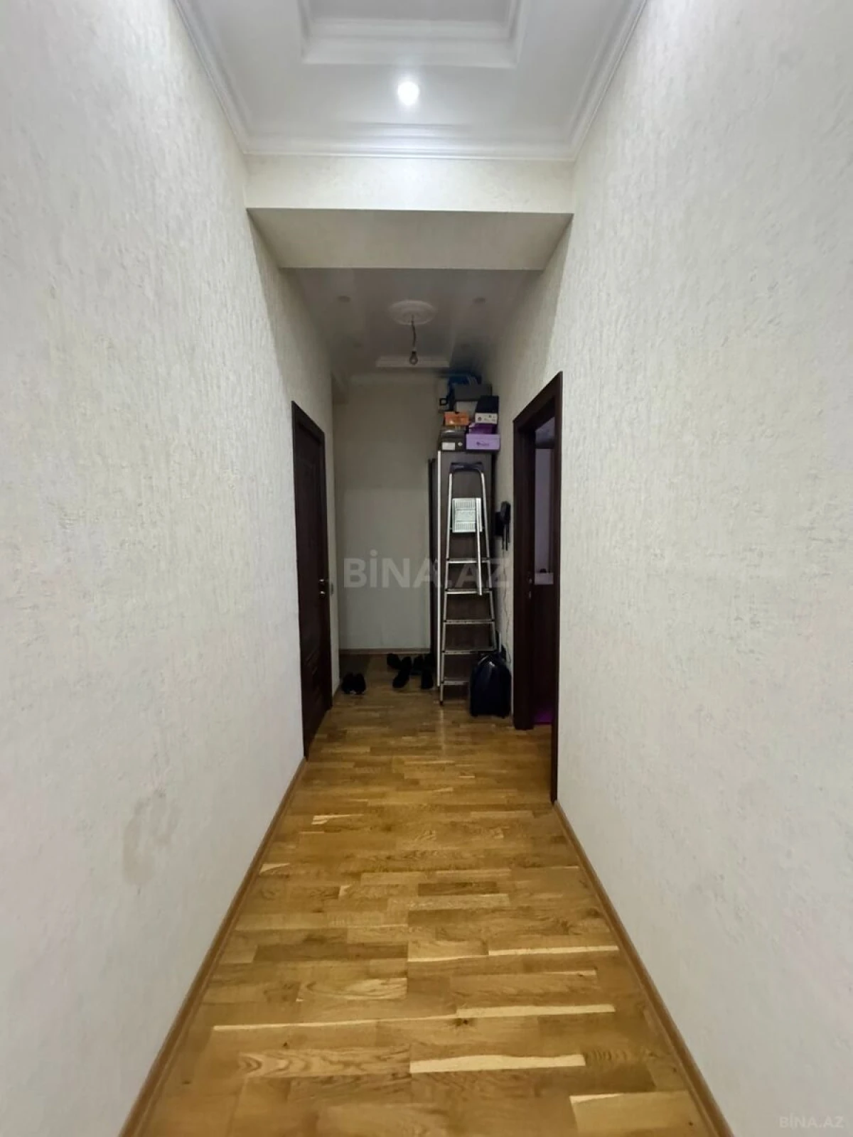 Satılır 2 otaqlı mənzil 86 m²