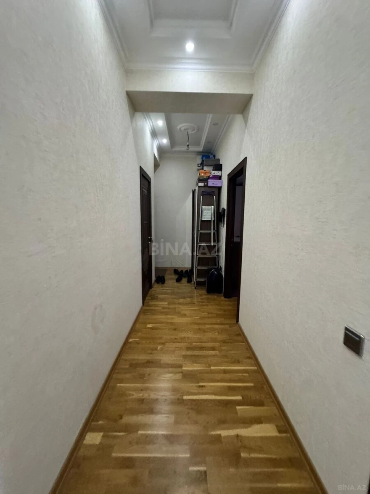 Satılır 2 otaqlı mənzil 86 m²