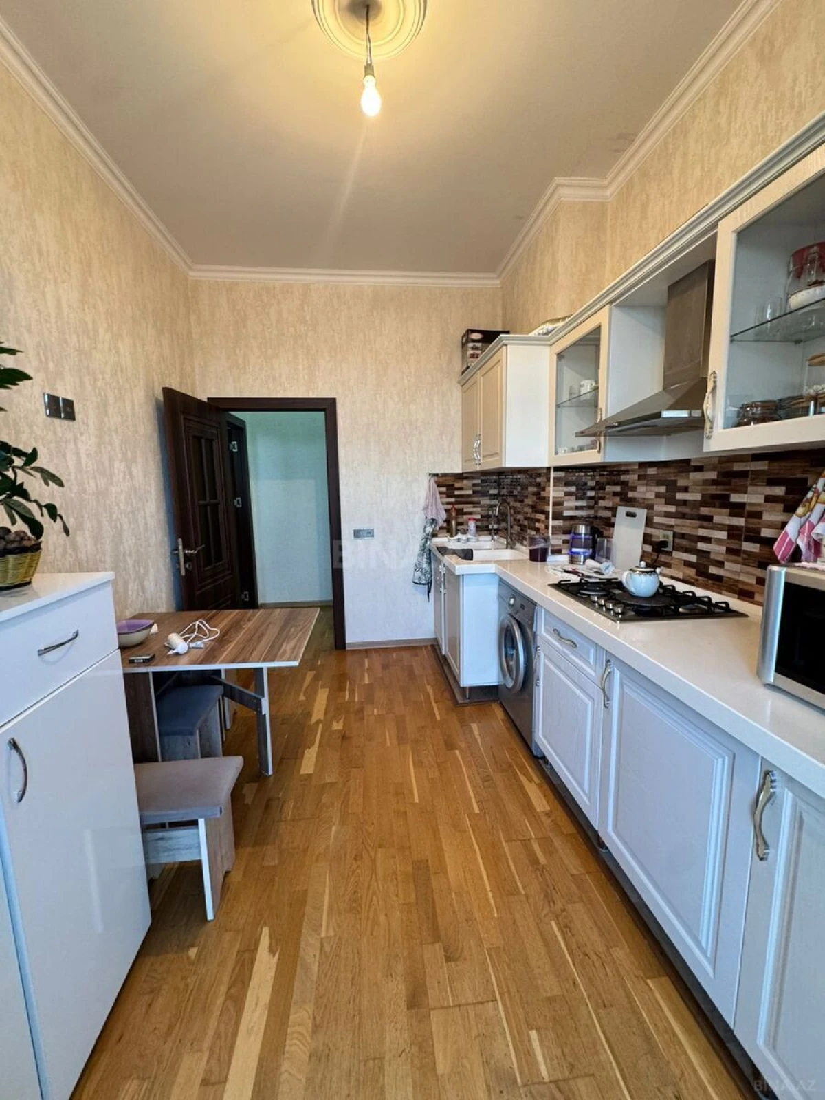 Satılır 2 otaqlı mənzil 86 m²
