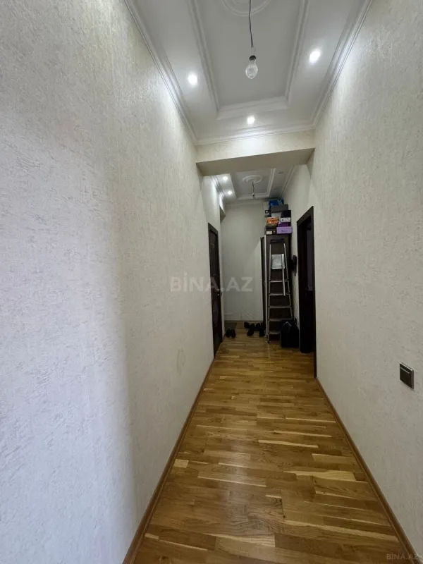 Satılır 2 otaqlı mənzil 86 m²