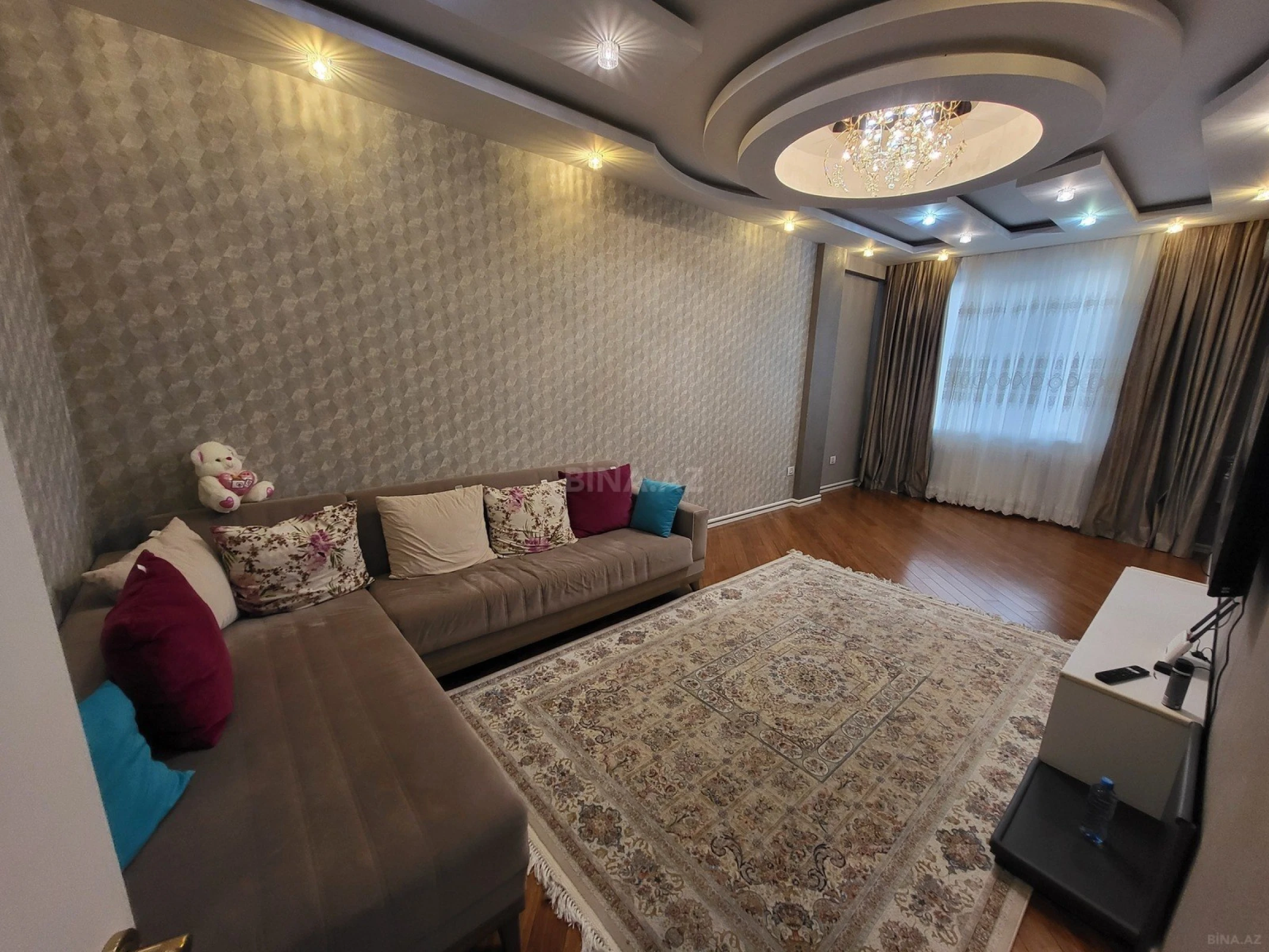 Satılır 3 otaqlı mənzil 90 m²