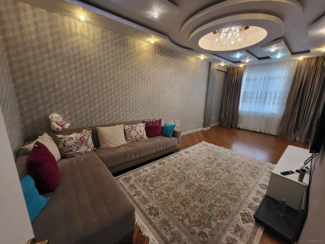 Satılır 3 otaqlı mənzil 90 m²