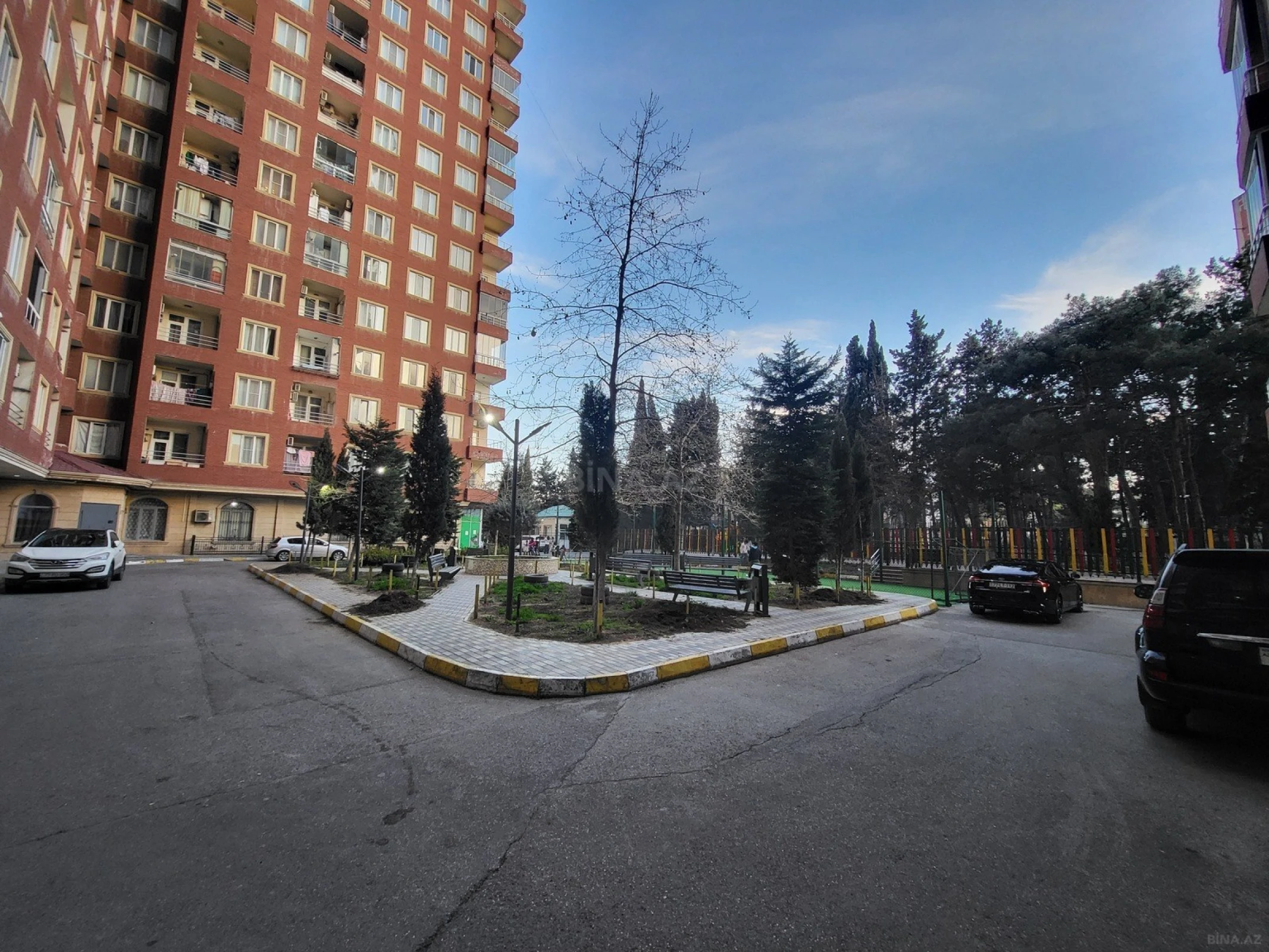 Satılır 3 otaqlı mənzil 90 m²