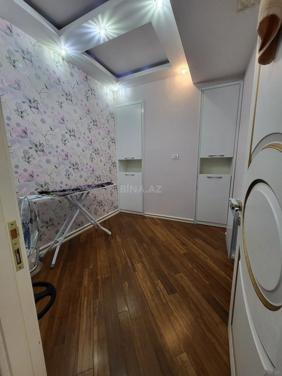Satılır 3 otaqlı mənzil 90 m²
