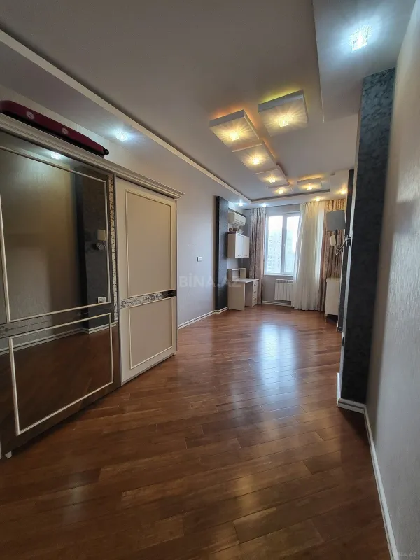 Satılır 3 otaqlı mənzil 90 m²