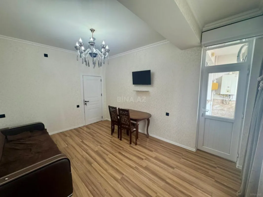 Satılır 2 otaqlı mənzil 56 m²