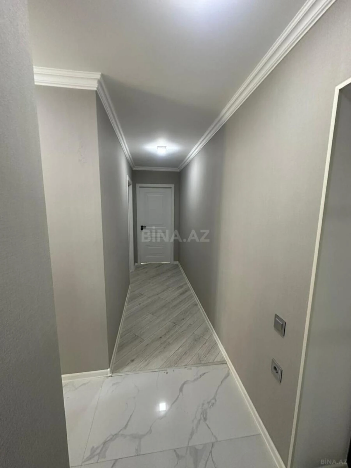 Satılır 2 otaqlı mənzil 60 m²