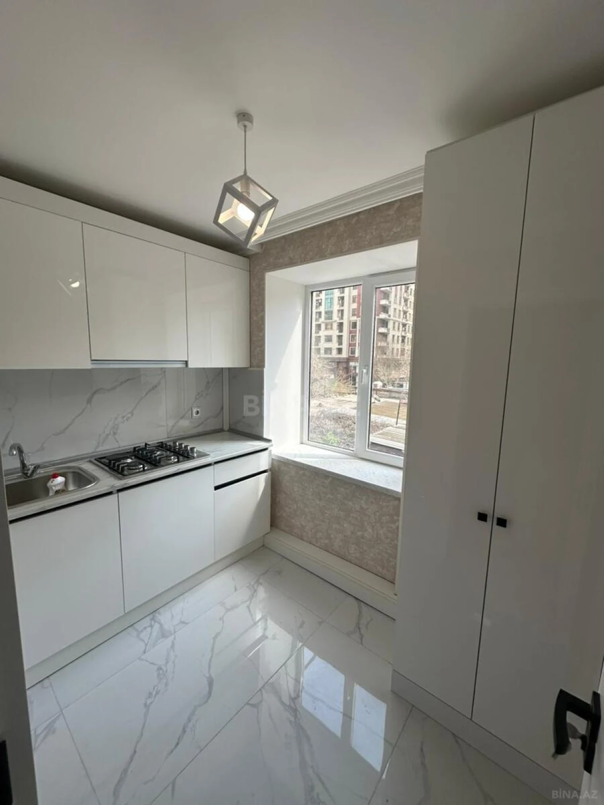 Satılır 2 otaqlı mənzil 60 m²