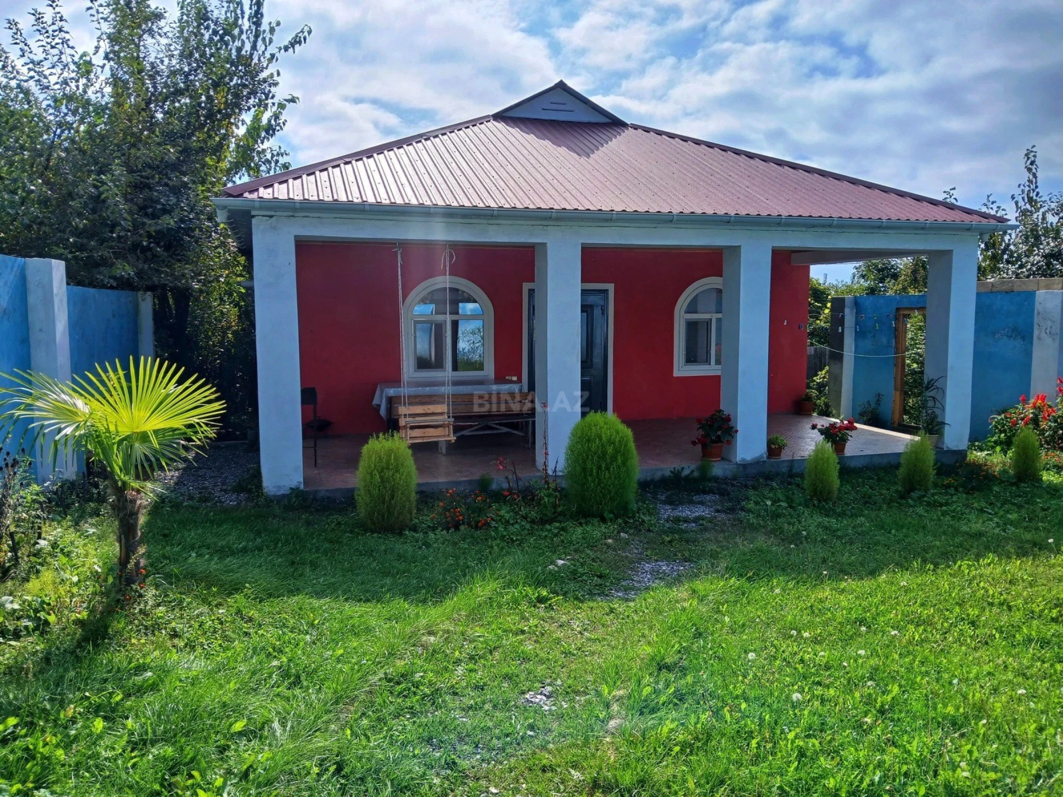 Kirayə verilir 2 otaqlı həyət evi 100 m²