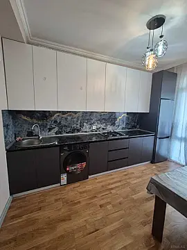 Kirayə verilir 2 otaqlı mənzil 55 m²
