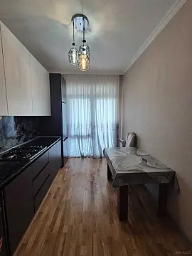 Kirayə verilir 2 otaqlı mənzil 55 m²
