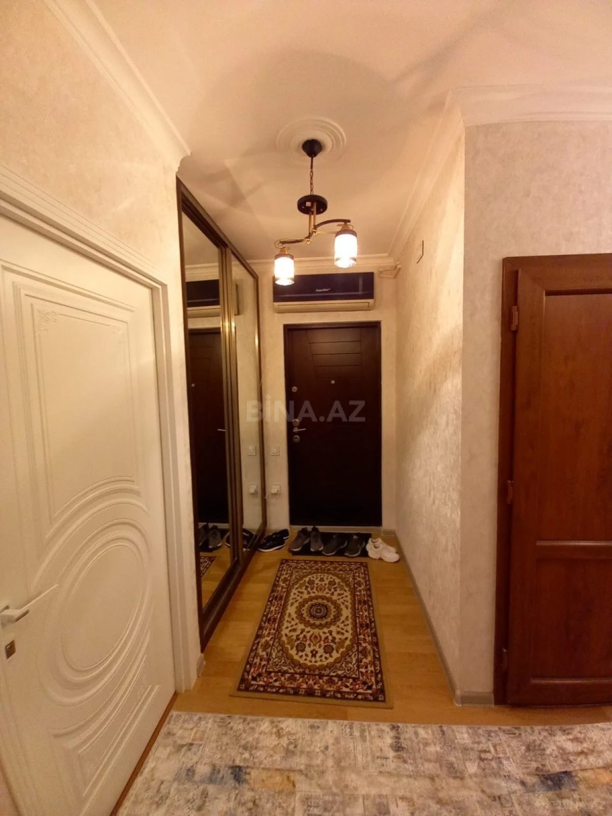 Satılır 3 otaqlı mənzil 100 m²
