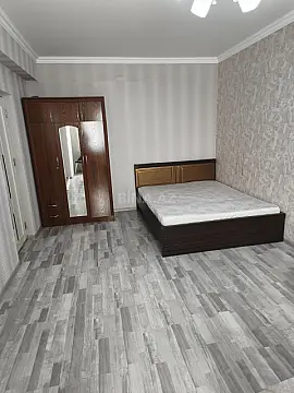 Kirayə verilir 1 otaqlı mənzil 40 m²