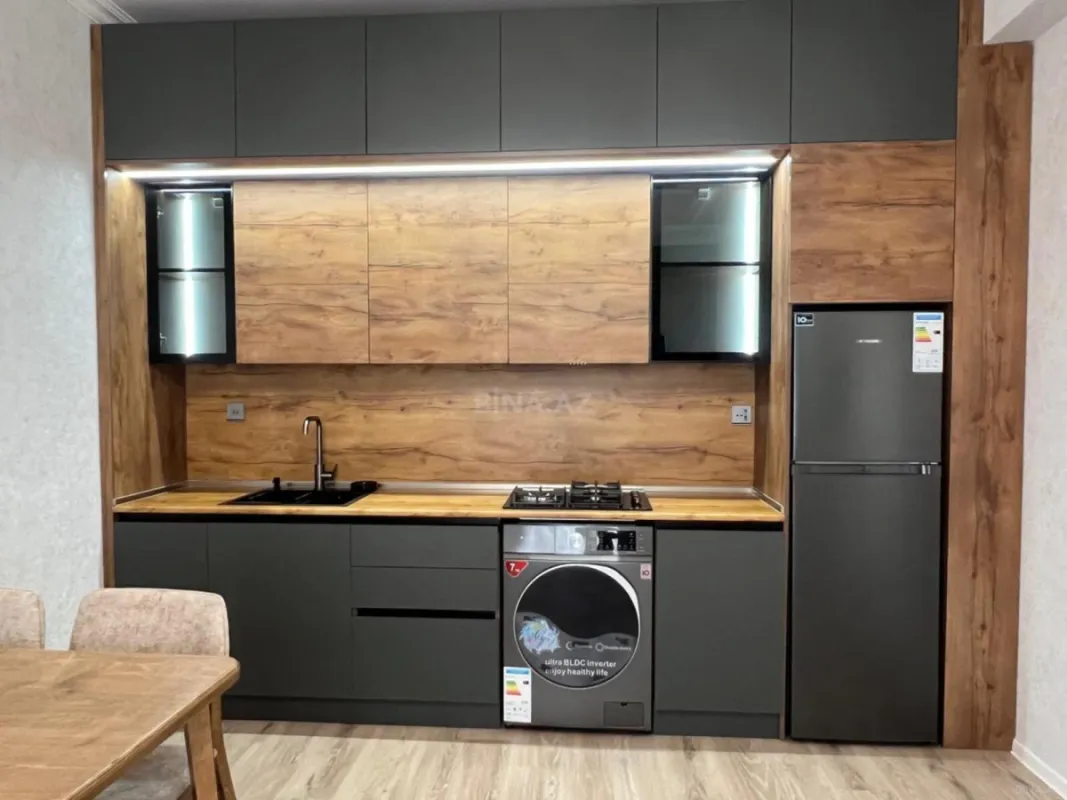 Kirayə verilir 3 otaqlı mənzil 99 m²