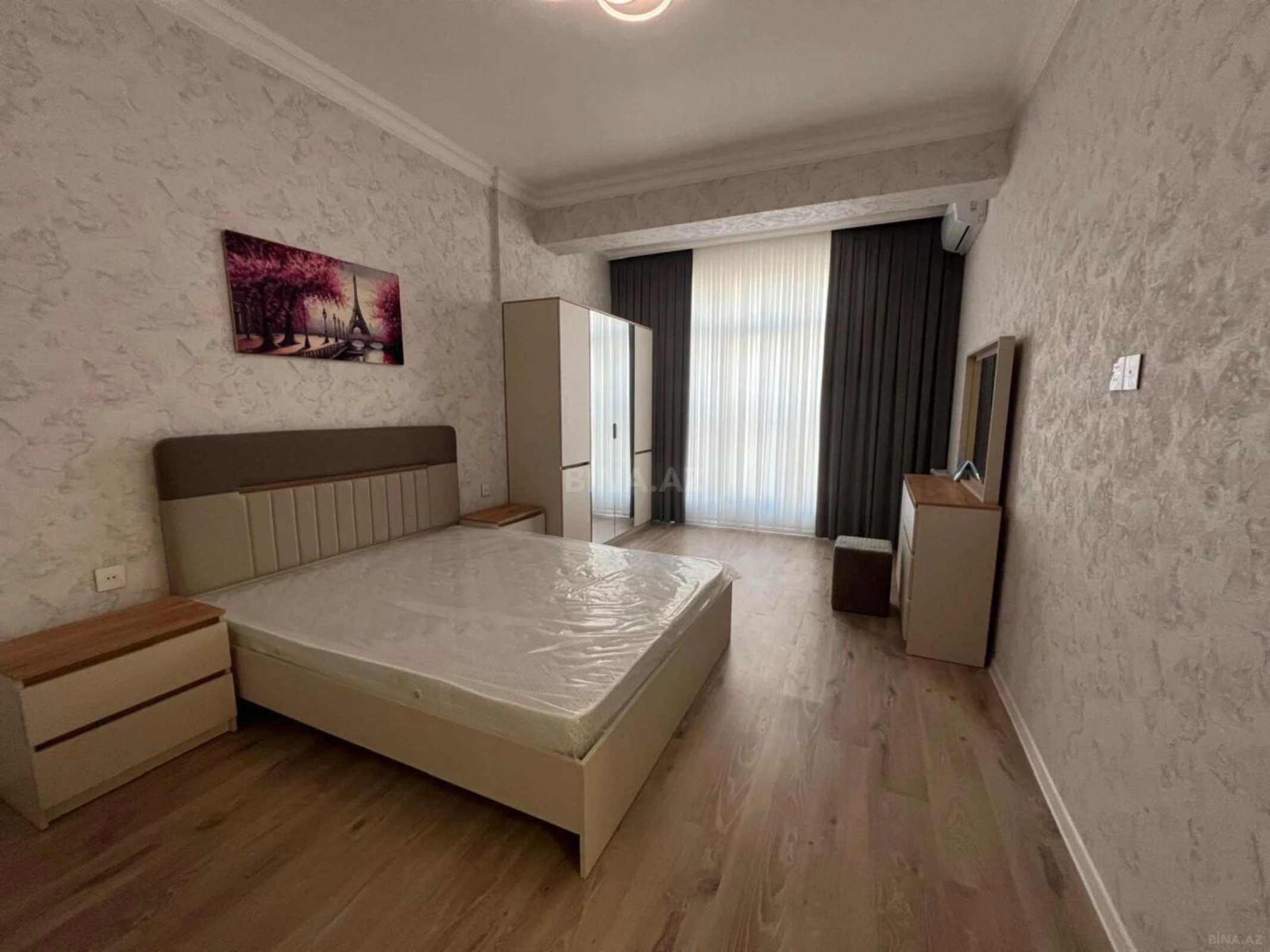 Kirayə verilir 3 otaqlı mənzil 99 m²