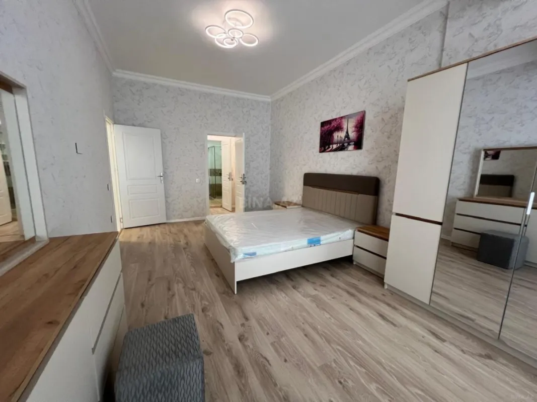 Kirayə verilir 3 otaqlı mənzil 99 m²