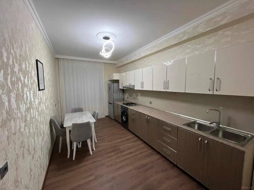 Kirayə verilir 2 otaqlı mənzil 60 m²