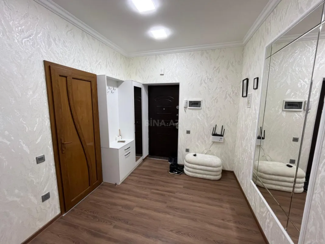 Kirayə verilir 2 otaqlı mənzil 60 m²