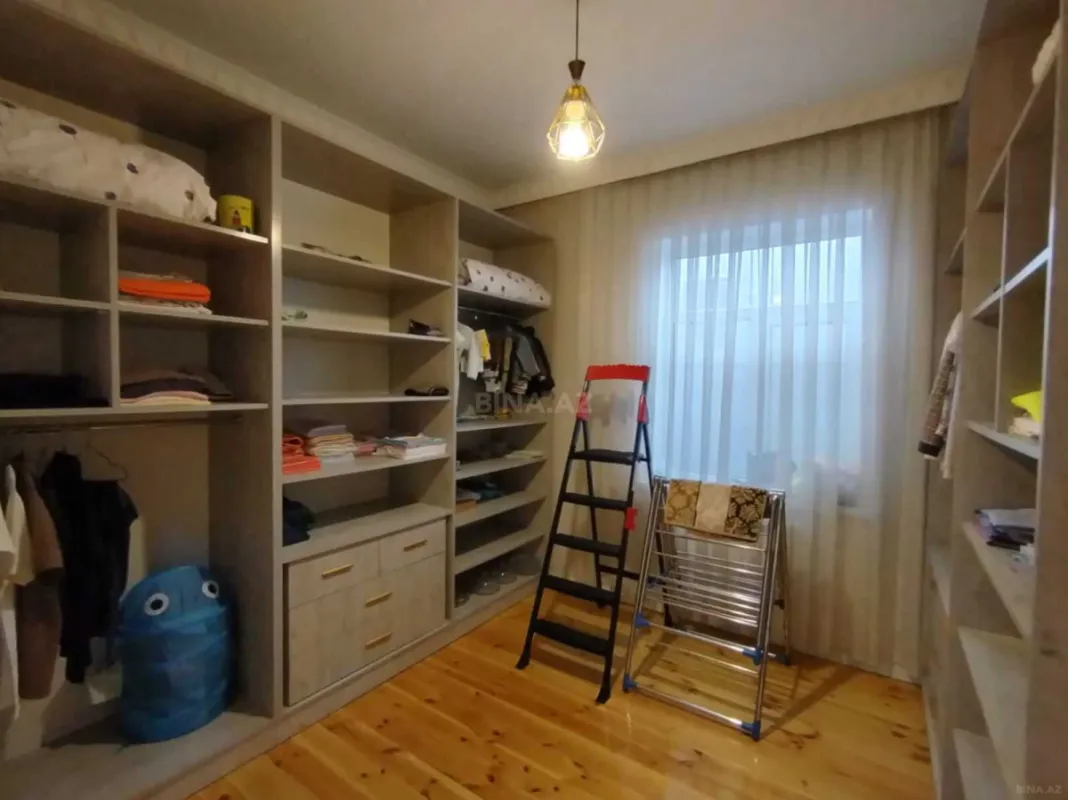 Satılır 7 otaqlı həyət evi 110 m²