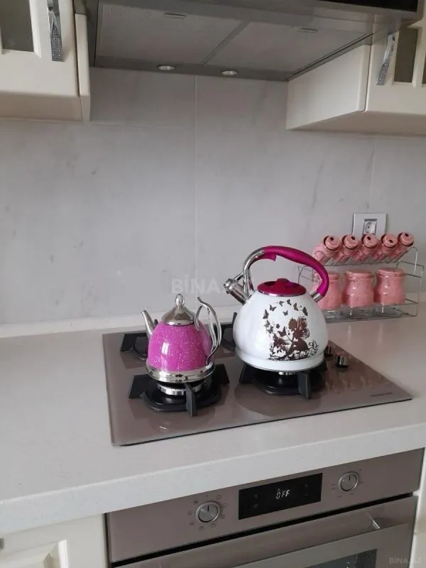 Kirayə verilir 2 otaqlı mənzil 110 m²