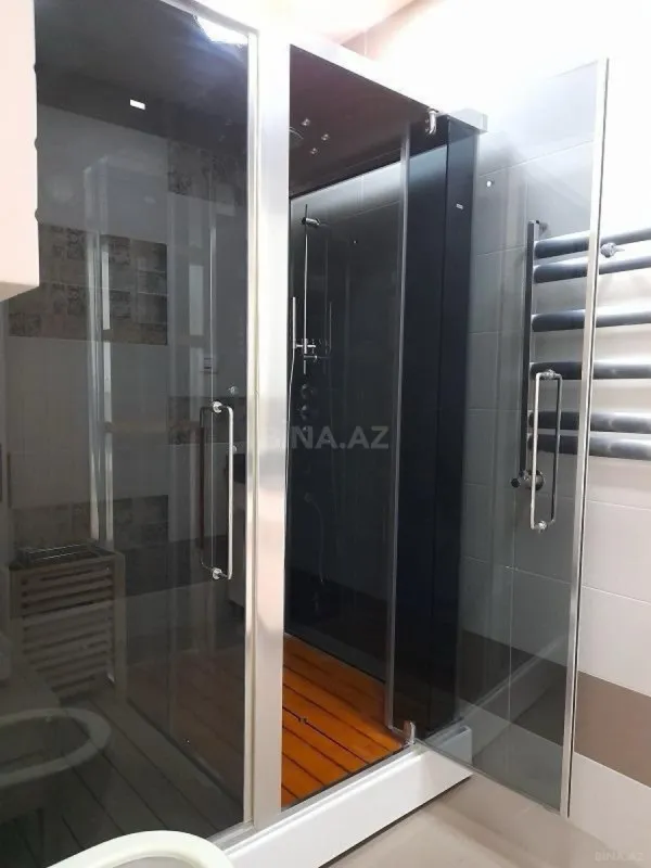 Kirayə verilir 2 otaqlı mənzil 110 m²