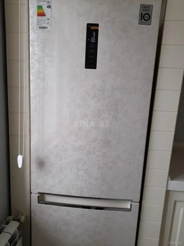 Kirayə verilir 2 otaqlı mənzil 110 m²