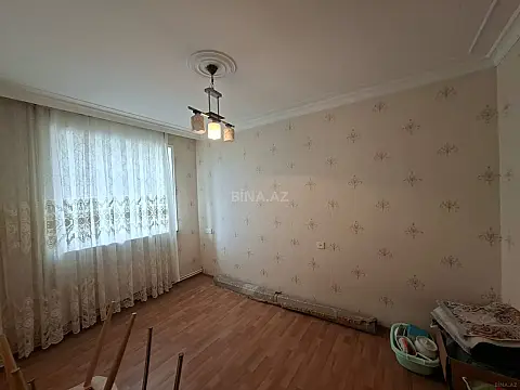 Satılır 5 otaqlı mənzil 120 m²