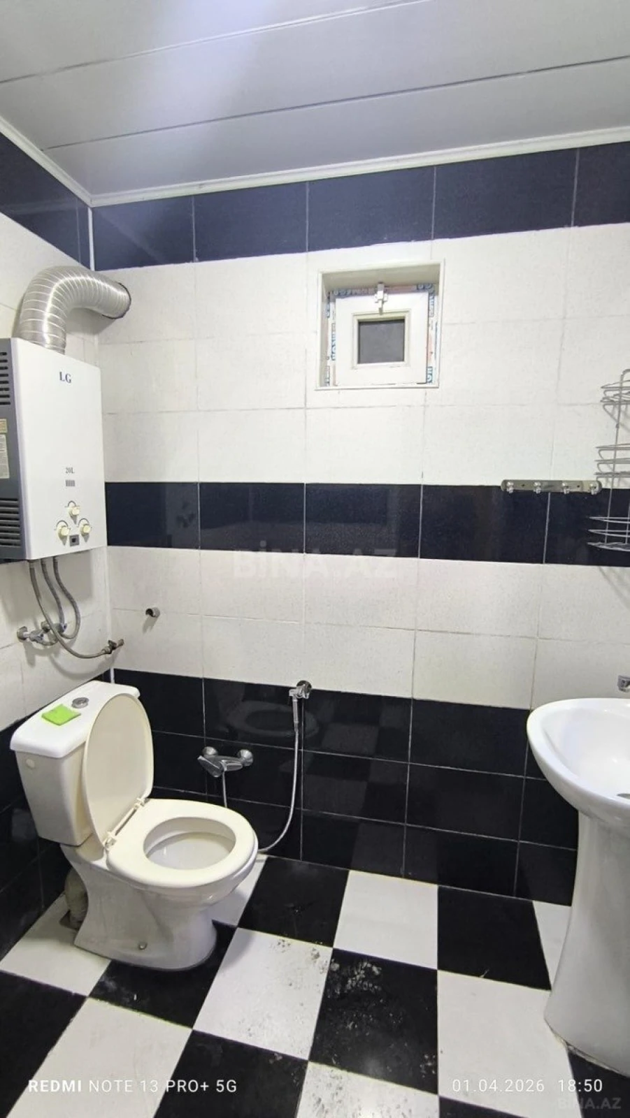 Satılır 4 otaqlı həyət evi 160 m²