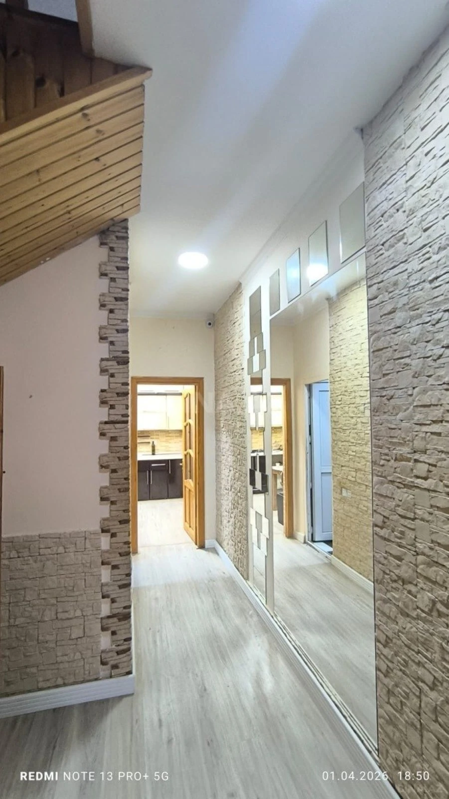Satılır 4 otaqlı həyət evi 160 m²