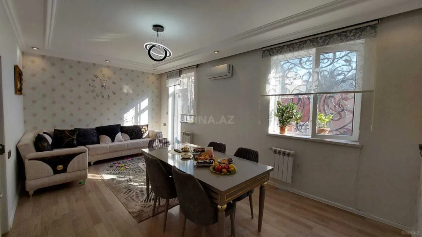 Satılır 4 otaqlı həyət evi 140 m²