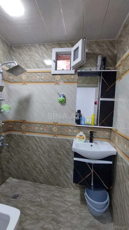 Satılır 4 otaqlı həyət evi 140 m²