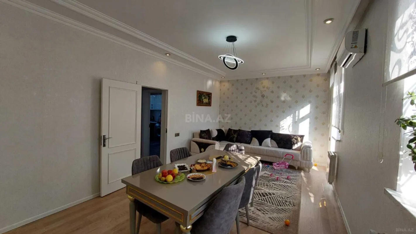 Satılır 4 otaqlı həyət evi 140 m²