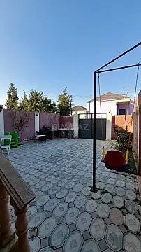 Satılır 4 otaqlı həyət evi 140 m²