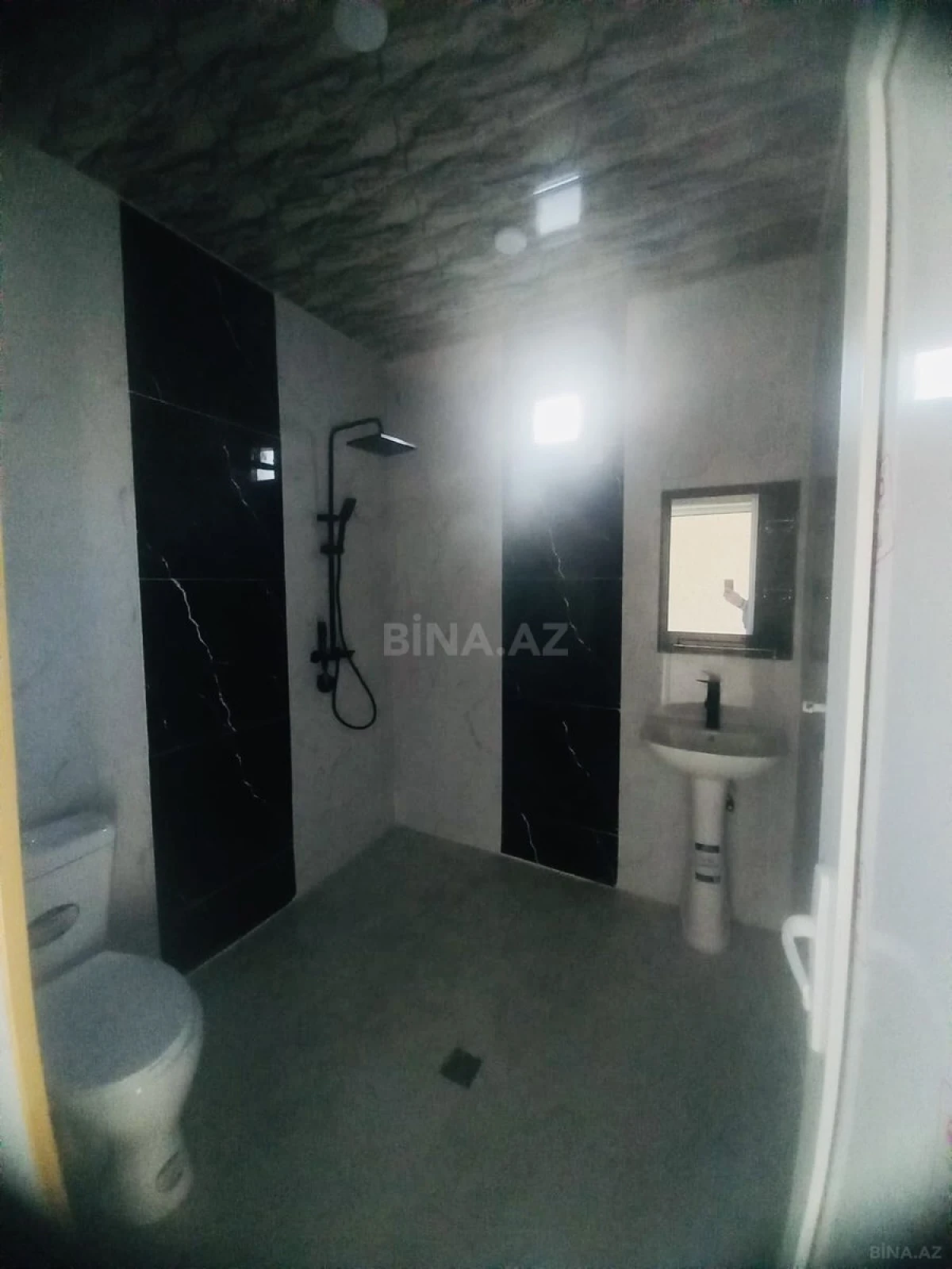 Satılır 4 otaqlı həyət evi 80 m²