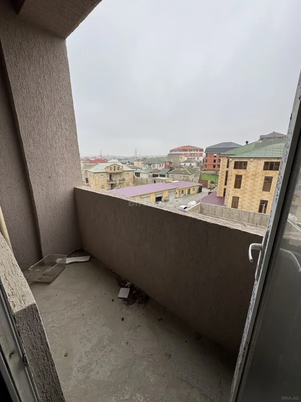 Satılır 3 otaqlı mənzil 61 m²