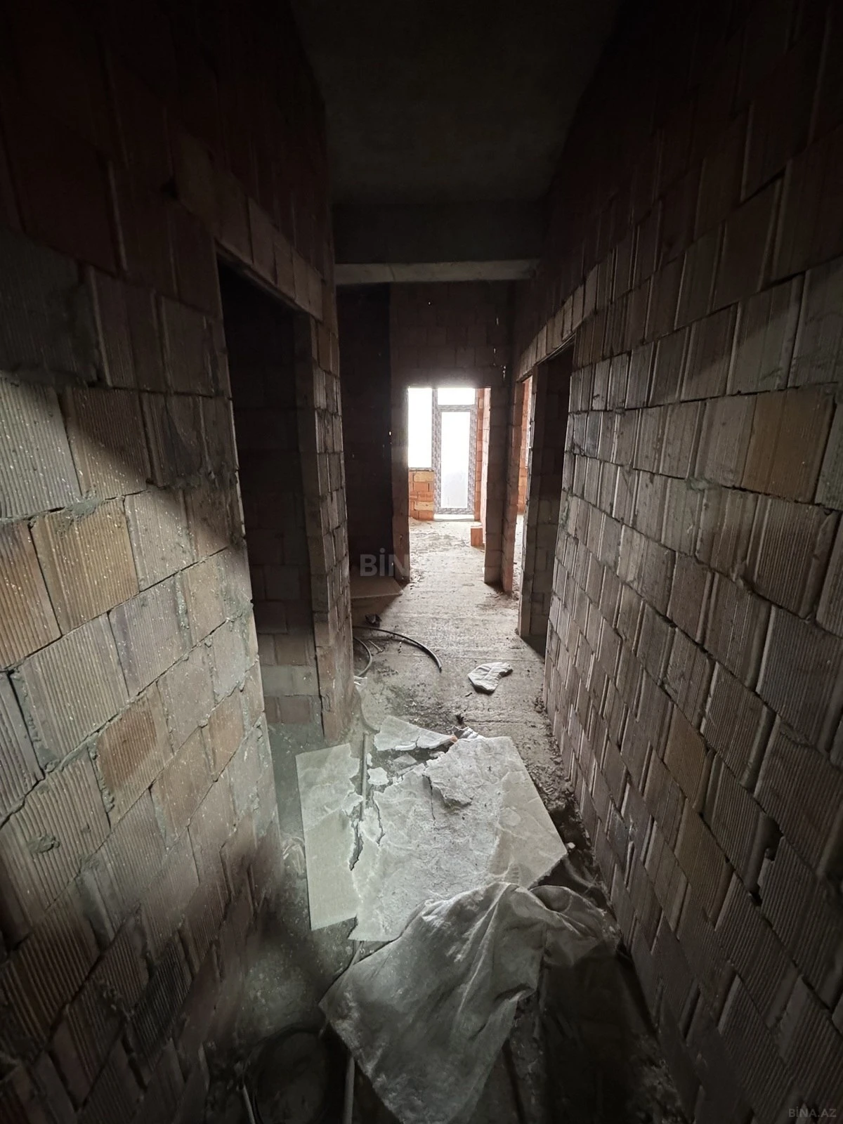 Satılır 3 otaqlı mənzil 61 m²