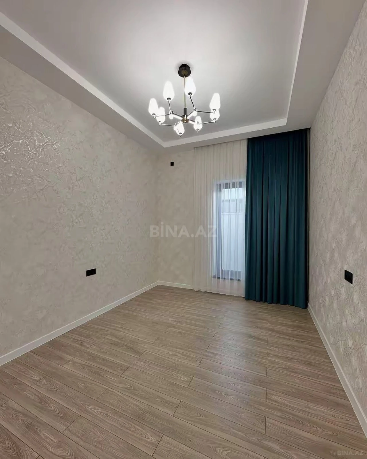 Satılır 4 otaqlı həyət evi 160 m²