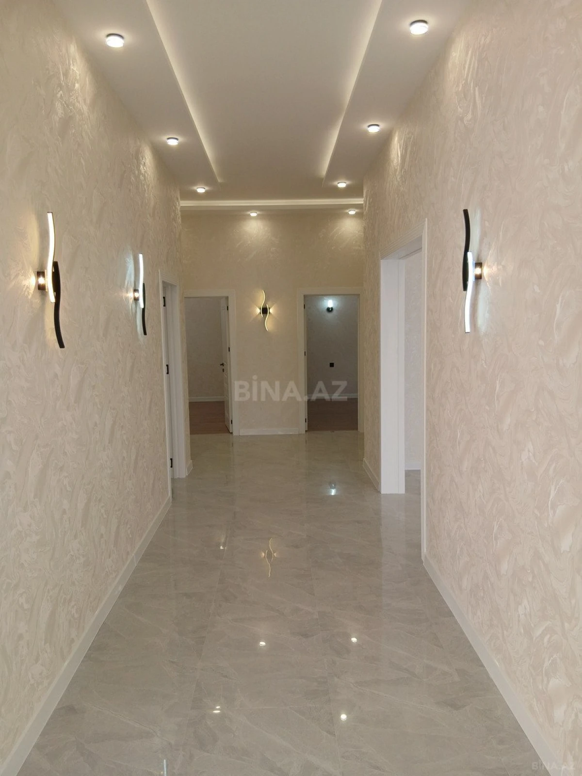 Satılır 4 otaqlı həyət evi 160 m²
