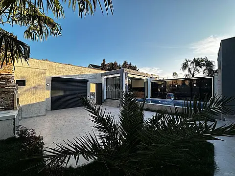Satılır 4 otaqlı həyət evi 170 m²