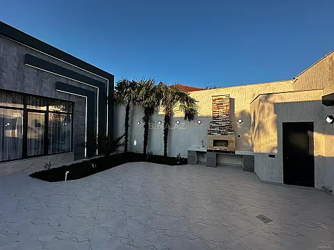 Satılır 4 otaqlı həyət evi 170 m²