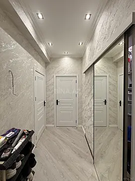 Satılır 2 otaqlı mənzil 68 m²