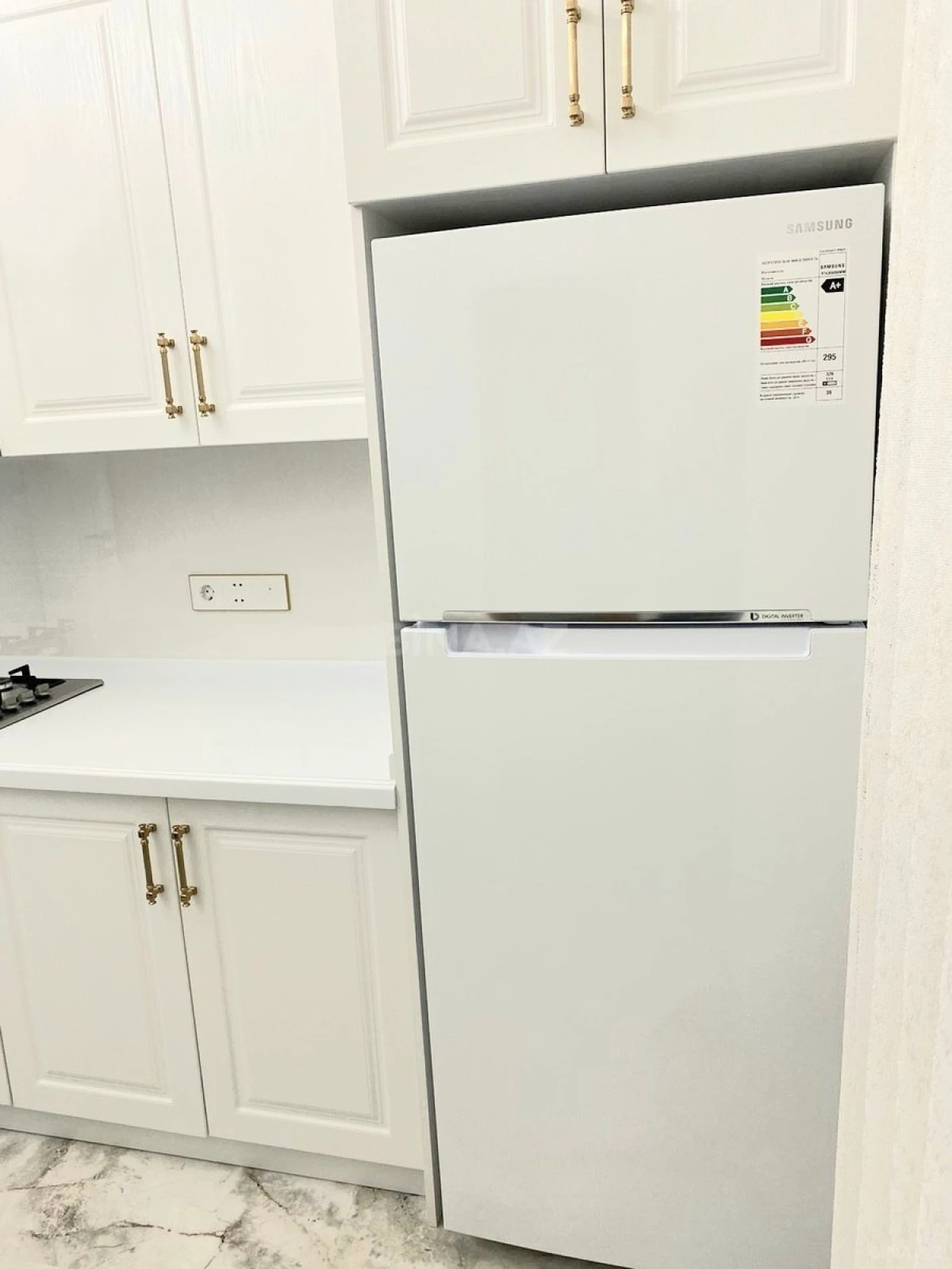 Kirayə verilir 3 otaqlı mənzil 100 m²