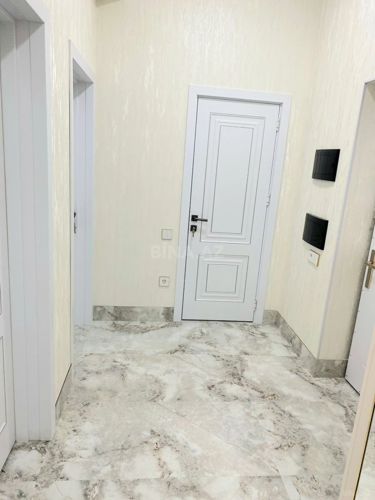 Kirayə verilir 3 otaqlı mənzil 100 m²