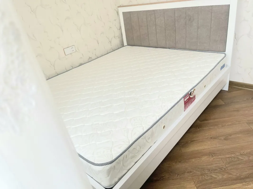 Kirayə verilir 3 otaqlı mənzil 100 m²