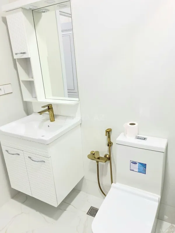 Kirayə verilir 3 otaqlı mənzil 100 m²