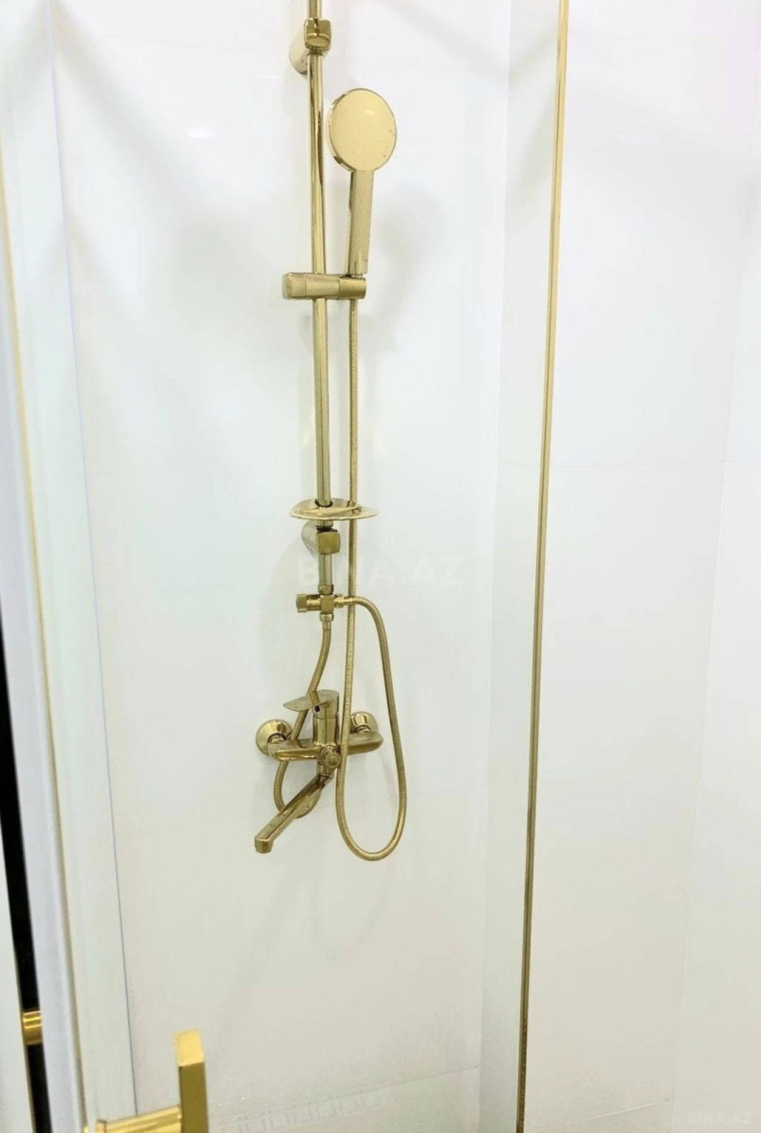 Kirayə verilir 3 otaqlı mənzil 100 m²